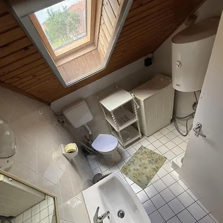 Апартаменты Eden Денешдиаш